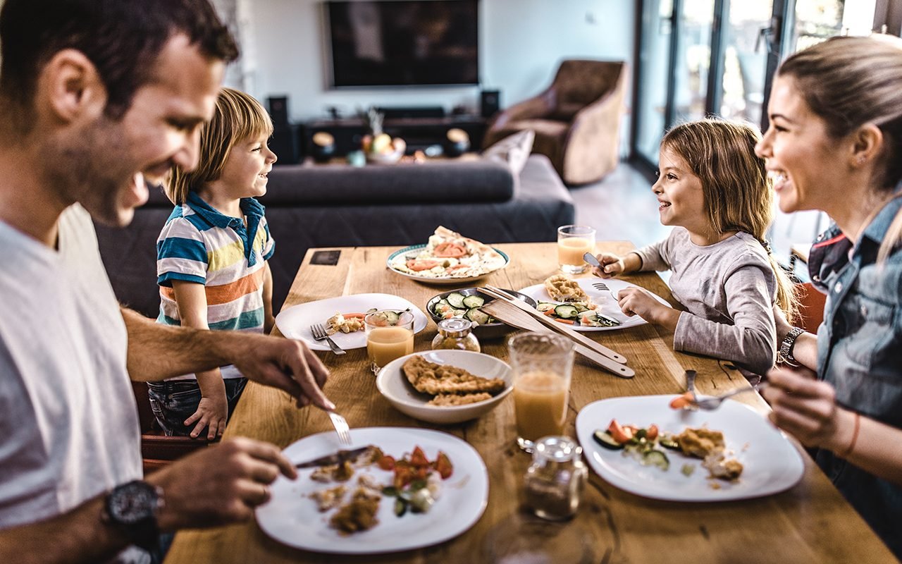 Utopia Kitchen Family Dinner